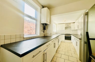 Johnson Road, Lenton, Nottingham - Image 2